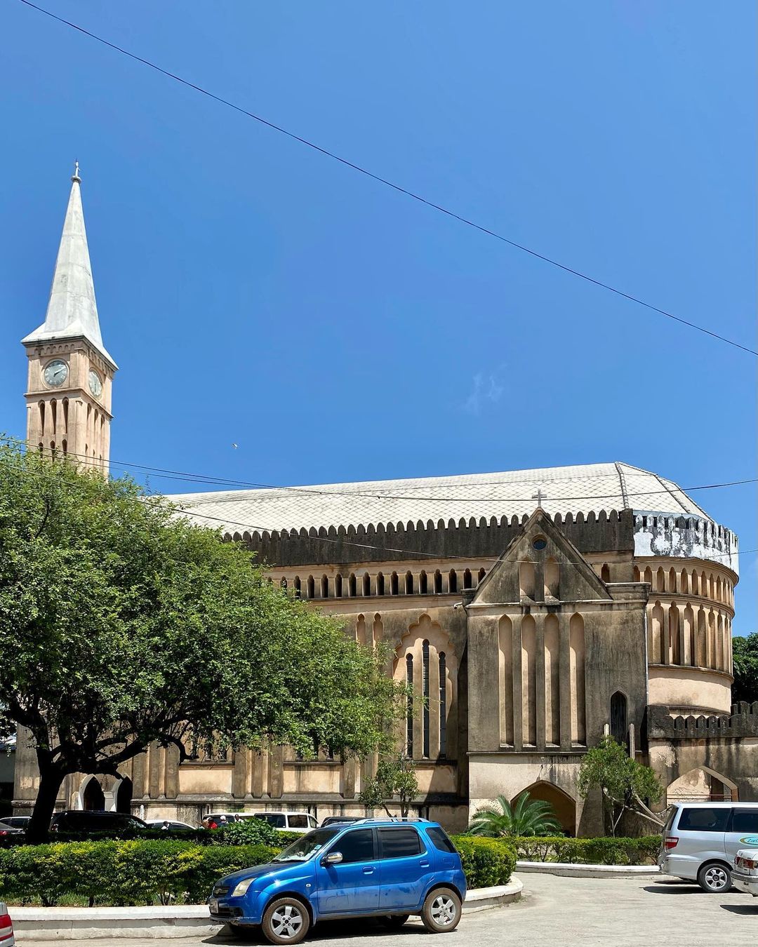 HISTORICAL CITY TOUR